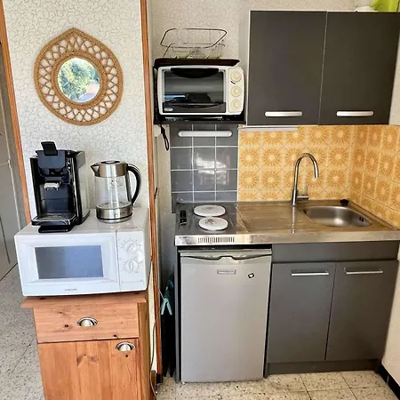 Apartment : Avec Terrasse, Proche Et Commerces, Parfait Pour Famille - Fr-1-225-637 *