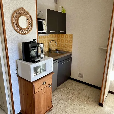 : Avec Terrasse, Proche Et Commerces, Parfait Pour Famille - Fr-1-225-637